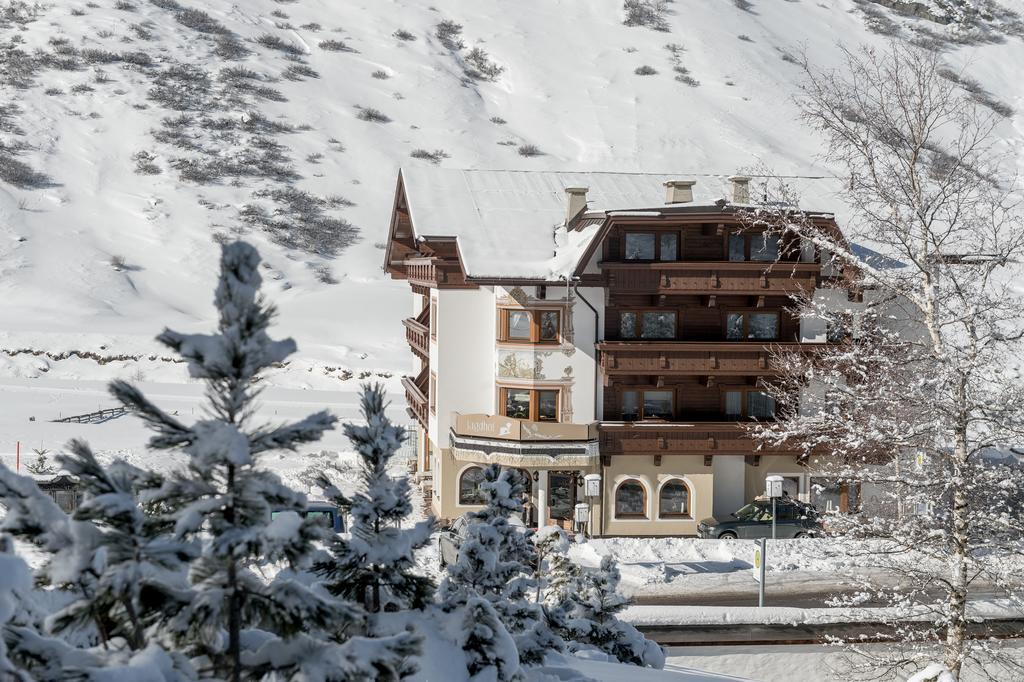 Hotel Jagdhof Bed & Breakfast Obergurgl Exterior photo