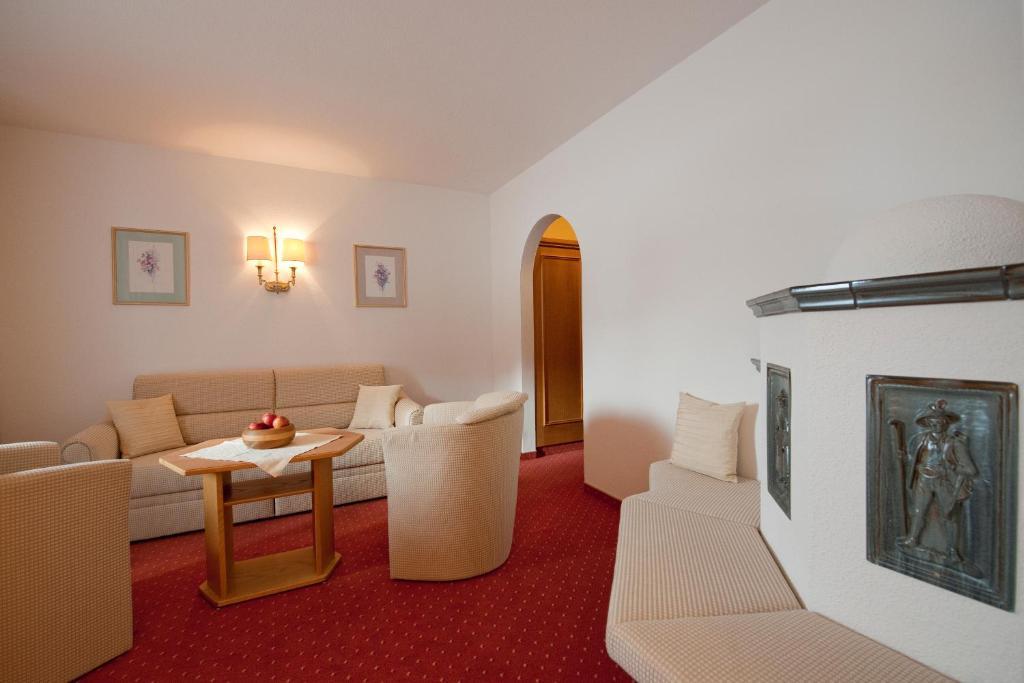 Hotel Jagdhof Bed & Breakfast Obergurgl Room photo